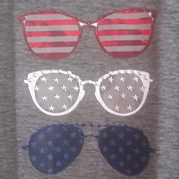 Catherines Grey T- Shirt /w Beaded Sunglass Accent -4X-NWT - Picture 4 of 4